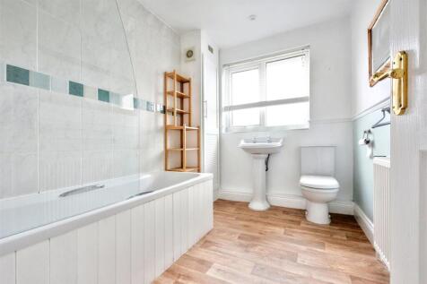 Bathroom.jpeg