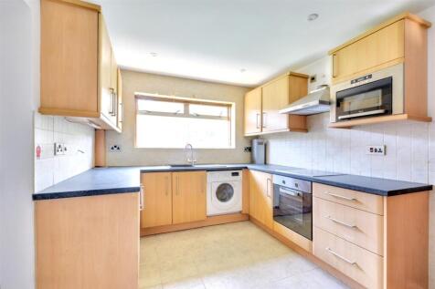 Kitchen_2.jpeg