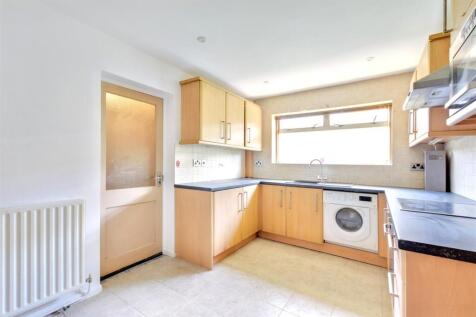 Kitchen_1.jpeg