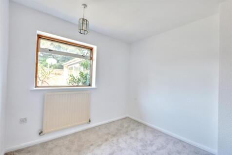 Bedroom 2.jpeg