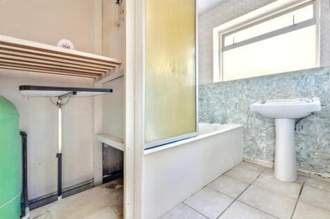 Bathroom.jpeg