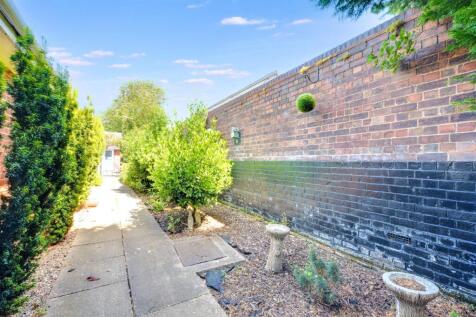 Front Garden.jpeg