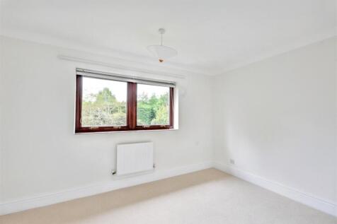 Bedroom 2.jpeg
