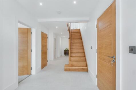 Hallway.jpeg