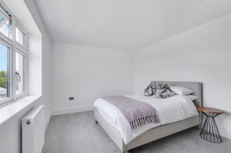 Bedroom 2_2.jpeg