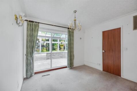 Dining Room_1.jpeg