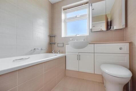 Bathroom.jpeg
