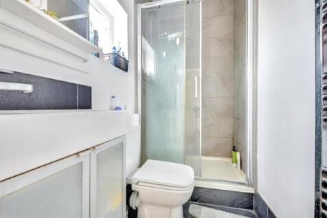 Shower Room.jpeg