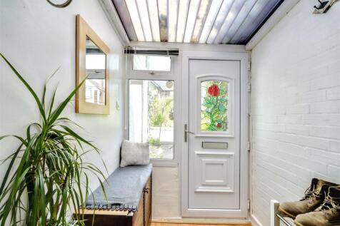 Porch 1_2.jpeg