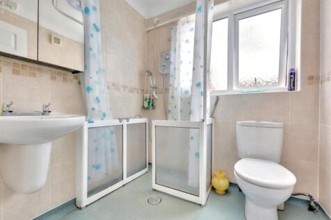 Shower Room.jpeg