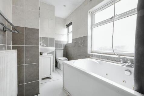 Bathroom.jpeg