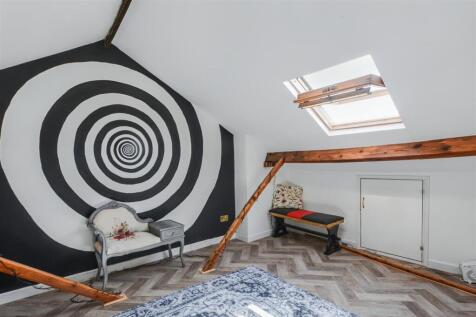 Loft Room_2.jpeg