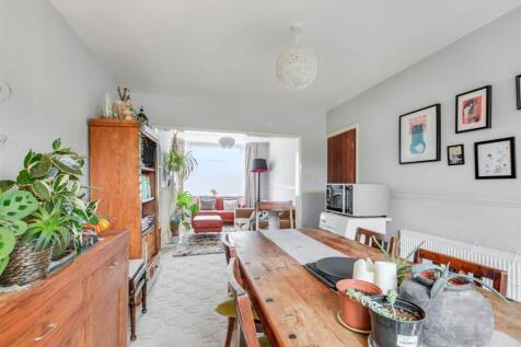 Dining Room_2.jpeg