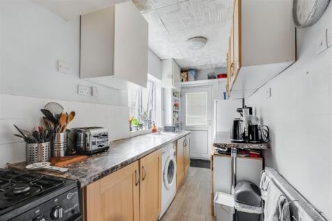 Kitchen_1.jpeg