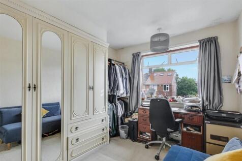 Bedroom 2.jpeg