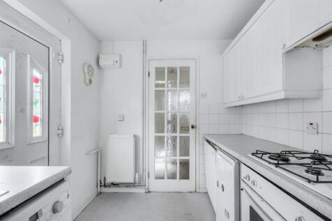 Kitchen_2.jpeg