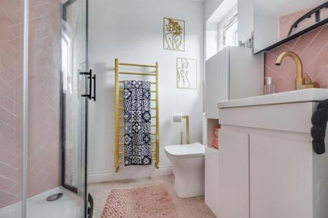 En Suite.jpeg