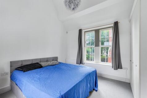 Bedroom_1.jpeg