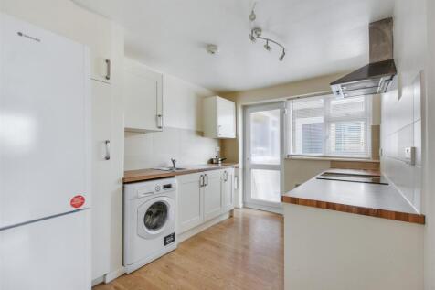 Kitchen_1.jpeg