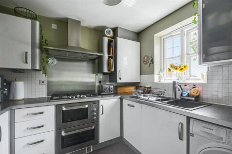 Kitchen_1.jpeg