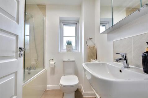 Bathroom.jpeg