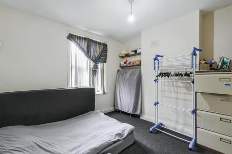 Bedroom 1.jpeg