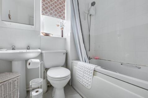Bathroom.jpeg