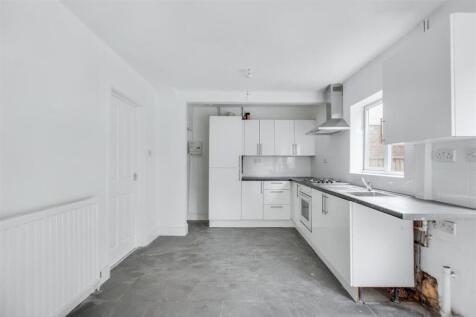Kitchen_2.jpeg
