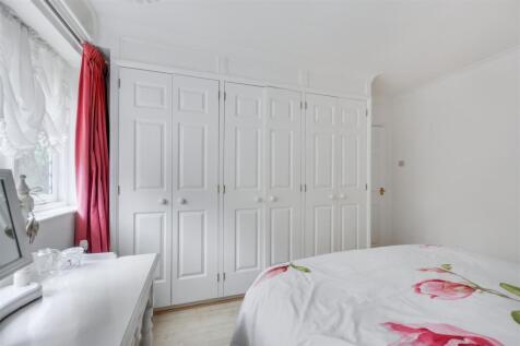 Bedroom 1_3.jpeg