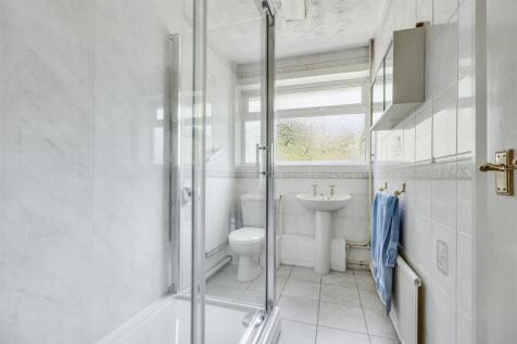 Bathroom.jpeg