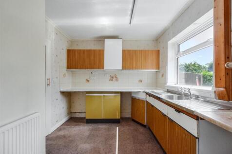 Kitchen_2.jpeg