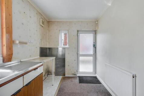 Kitchen_1.jpeg