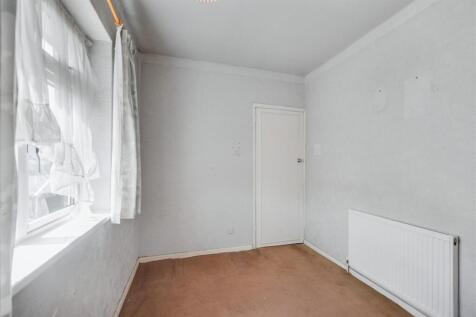 Bedroom 3_2.jpeg