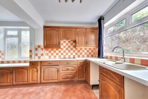 Kitchen_2.jpeg