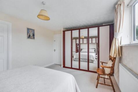 Bedroom 1_2.jpeg