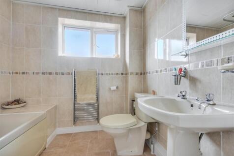 Bathroom.jpeg