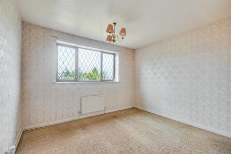 Bedroom 2_1.jpeg