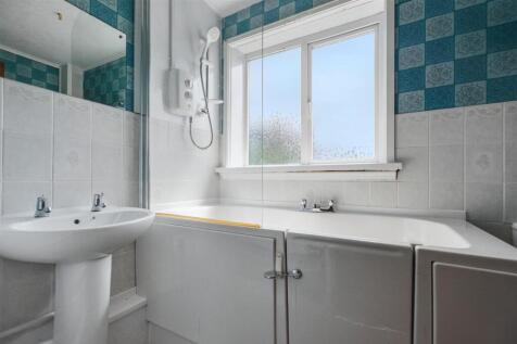 Bathroom_1.jpeg