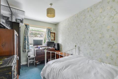 Bedroom 2.jpeg