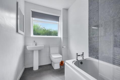 Bathroom.jpeg