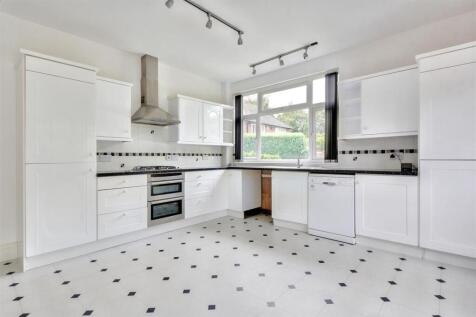 Kitchen_2.jpeg