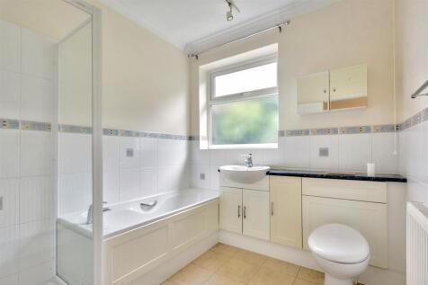 Bathroom.jpeg