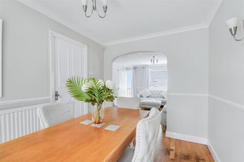 Dining Room_2.jpeg