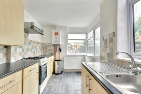 Kitchen_2.jpeg