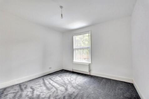 Bedroom One_1.jpeg