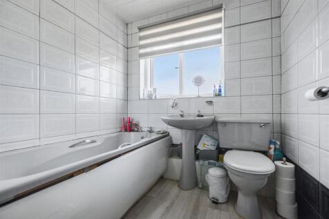 Bathroom_1.jpeg