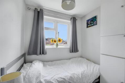 Bedroom 3_2.jpeg