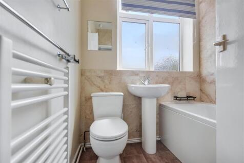 Bathroom.jpeg