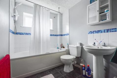Bathroom.jpeg