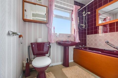 Bathroom.jpeg